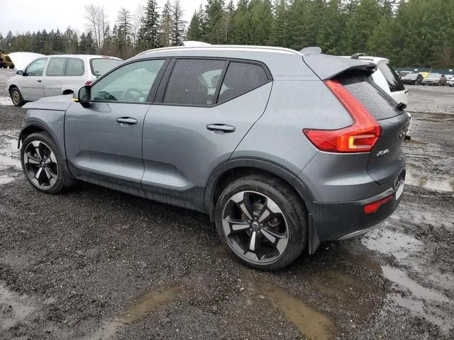 YV4162UK8K2123317 2019 2019 Volvo XC40- T5 Momentum 2