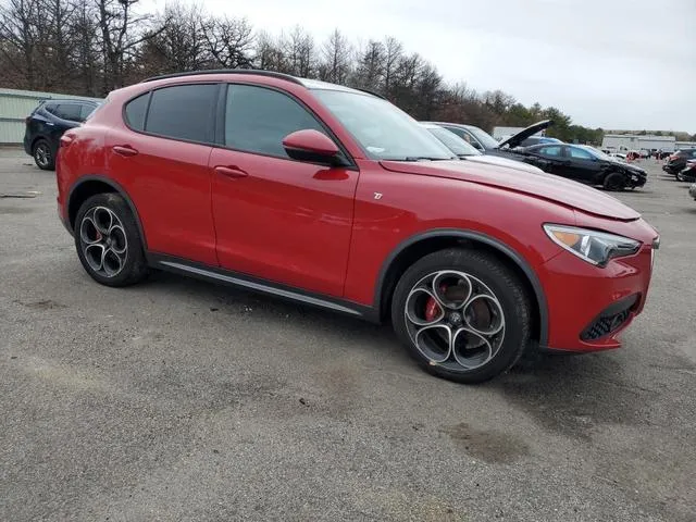 ZASPAKBN8N7D34055 2022 2022 Alfa Romeo Stelvio- TI 4