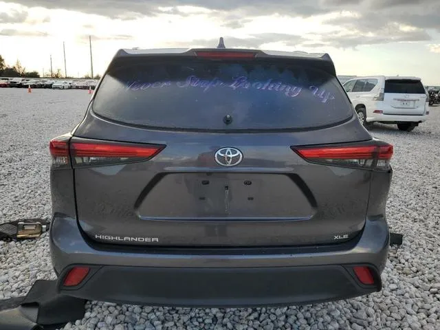 5TDGZRAH2NS097543 2022 2022 Toyota Highlander- Xle 6