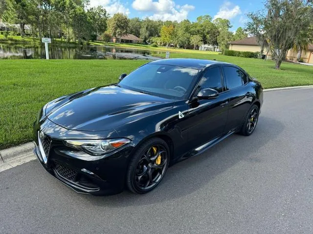 ZARFAEAVXJ7583657 2018 2018 Alfa Romeo Giulia- Quadrifoglio 2