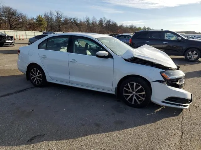 3VWDB7AJ3HM383000 2017 2017 Volkswagen Jetta- SE 4