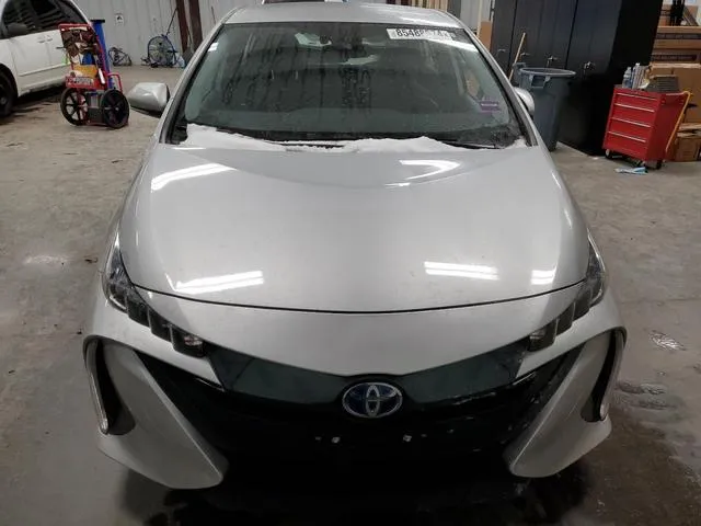 JTDKAMFP5M3187600 2021 2021 Toyota Prius- LE 5