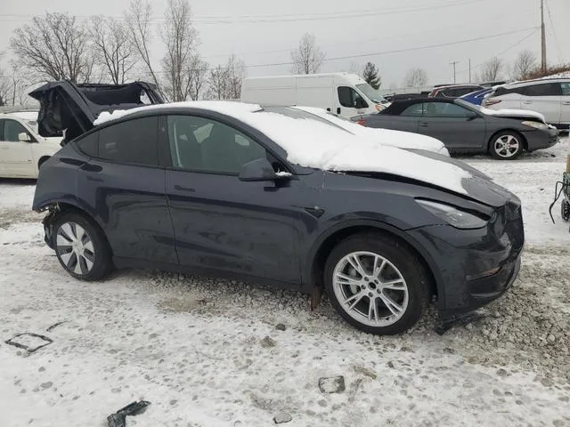 7SAYGDED6RF092587 2024 2024 Tesla MODEL Y 4