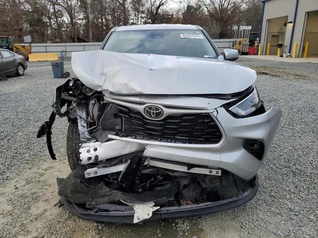 5TDKDRAH5RS051316 2024 2024 Toyota Highlander- LE 5