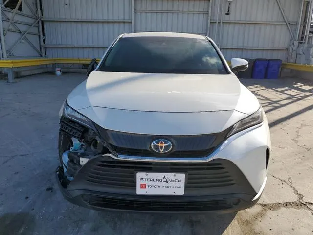 JTEAAAAH3MJ002560 2021 2021 Toyota Venza- LE 5