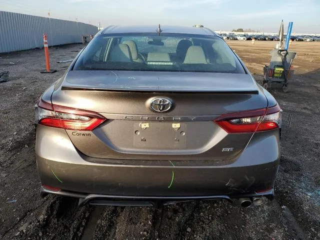 4T1G11AK1NU691438 2022 2022 Toyota Camry- SE 6