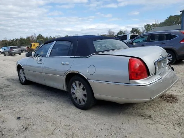 1LNHM83W23Y639990 2003 2003 Lincoln Town Car- Cartier 2