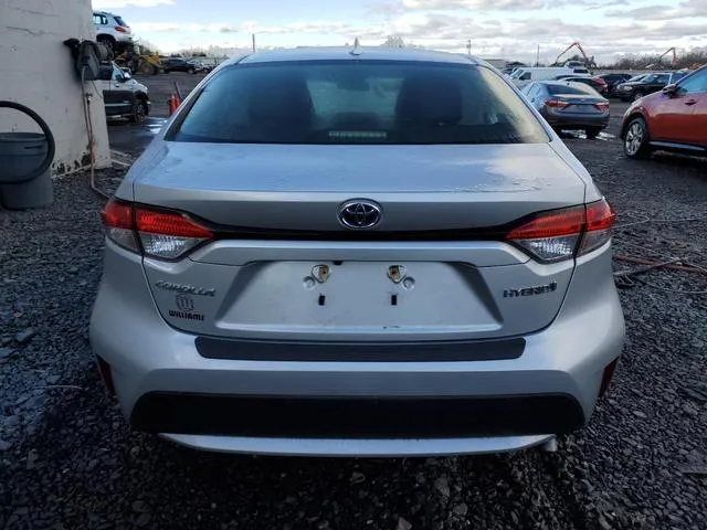 JTDEAMDE3NJ056855 2022 2022 Toyota Corolla- LE 6