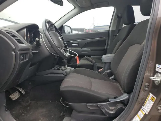 JA4AP3AU3HZ070953 2017 2017 Mitsubishi Outlander- ES 7