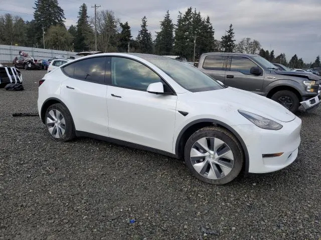 5YJYGAEDXMF174021 2021 2021 Tesla MODEL Y 4