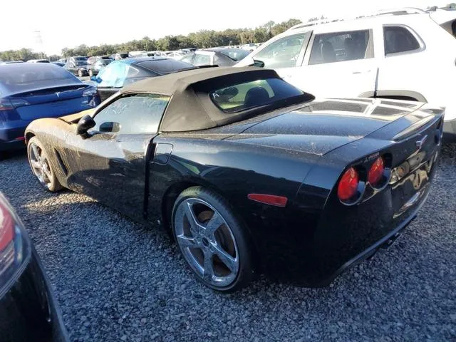 1G1YY36UX65112705 2006 2006 Chevrolet Corvette 2