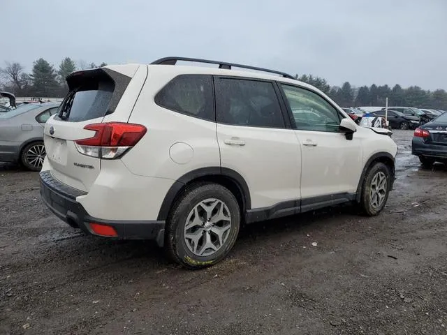 JF2SKAFC6MH567980 2021 2021 Subaru Forester- Premium 3