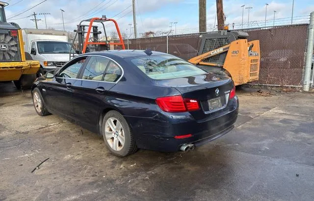 WBAFR1C51BC740054 2011 2011 BMW 5 Series- 528 I 3