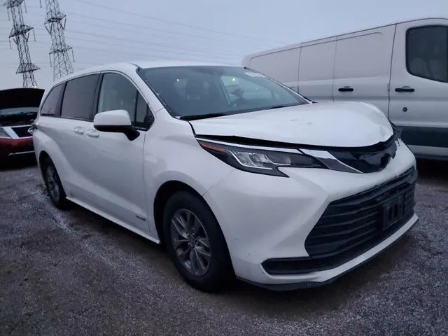 5TDKRKEC9MS010171 2021 2021 Toyota Sienna- LE 4