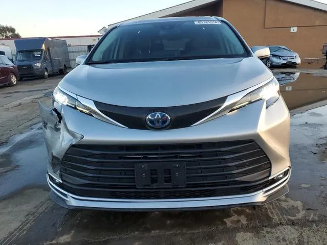 5TDJSKFC0NS052387 2022 2022 Toyota Sienna- Xle 5