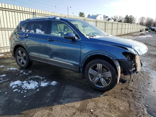 3VV3B7AX8LM160786 2020 2020 Volkswagen Tiguan- SE 4