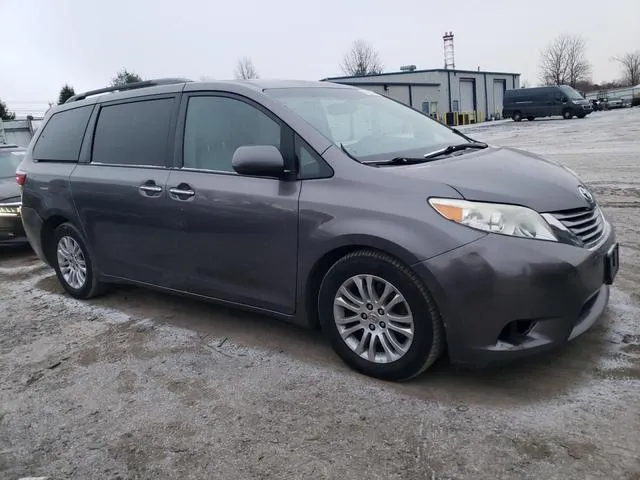 5TDYK3DC5FS678154 2015 2015 Toyota Sienna- Xle 4