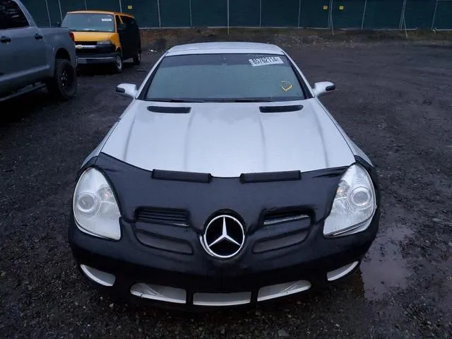 WDBWK56F65F067945 2005 2005 Mercedes-Benz SLK-Class- 350 5