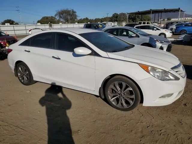 5NPEC4AB9DH767021 2013 2013 Hyundai Sonata- SE 4