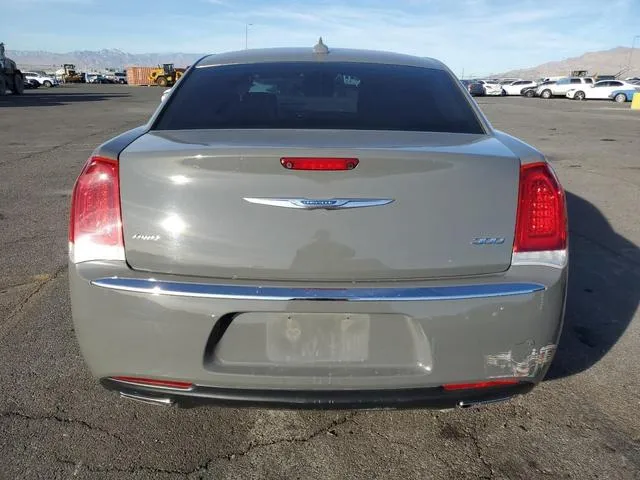 2C3CCARG9JH191946 2018 2018 Chrysler 300- Touring 6