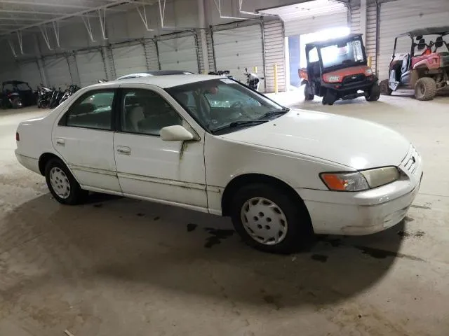 JT2BG22K0W0117092 1998 1998 Toyota Camry- CE 4