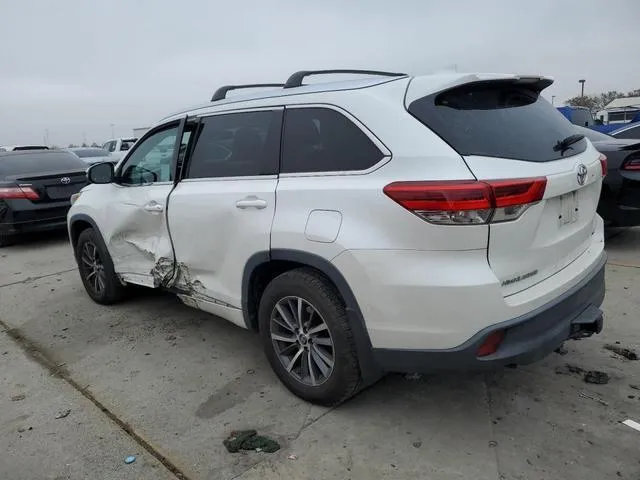 5TDJZRFH5JS851625 2018 2018 Toyota Highlander- SE 2