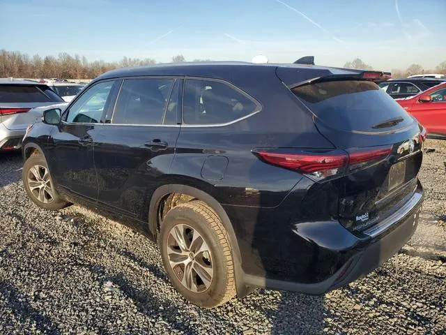 5TDGZRBH7MS058637 2021 2021 Toyota Highlander- Xle 2