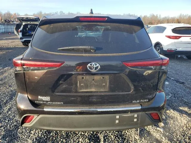 5TDGZRBH7MS058637 2021 2021 Toyota Highlander- Xle 6