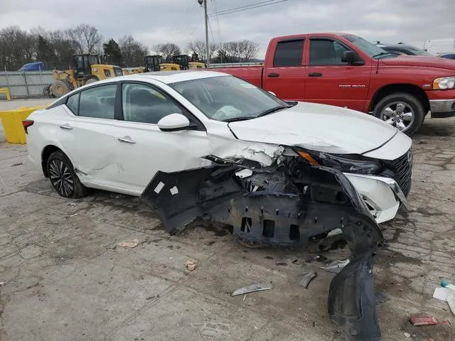 1N4BL4DW4PN408137 2023 2023 Nissan Altima- SV 4