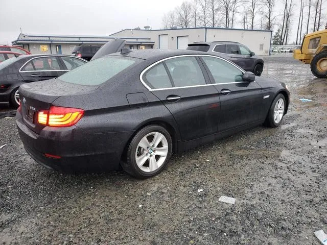 WBAXH5C59DDW14522 2013 2013 BMW 5 Series- 528 XI 3