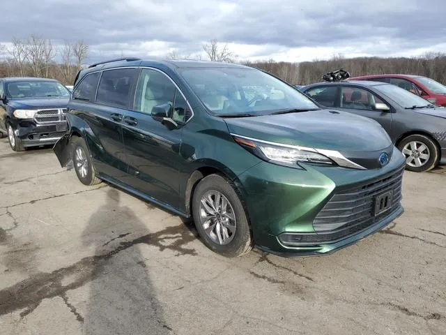 5TDKRKEC4NS075267 2022 2022 Toyota Sienna- LE 4