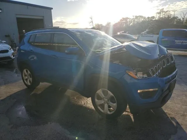 3C4NJDBB2JT178084 2018 2018 Jeep Compass- Latitude 4