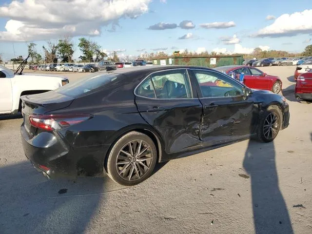 4T1G11AK6MU435522 2021 2021 Toyota Camry- SE 3