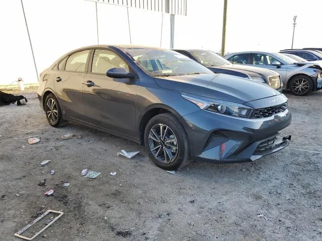 3KPF24AD2RE789320 2024 2024 KIA Forte- LX 4