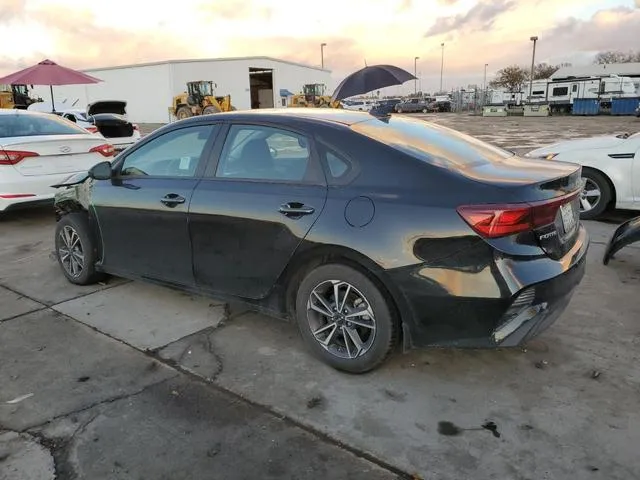 3KPF24AD1PE603618 2023 2023 KIA Forte- LX 2