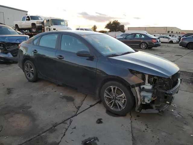 3KPF24AD1PE603618 2023 2023 KIA Forte- LX 4