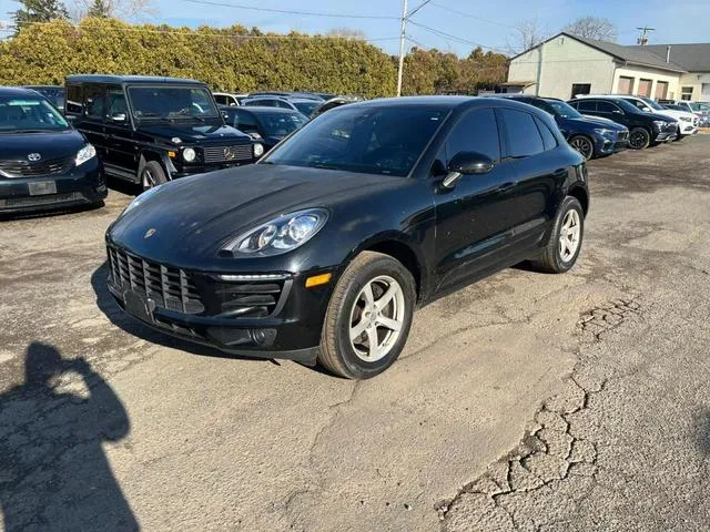 WP1AA2A55JLB14386 2018 2018 Porsche Macan 1