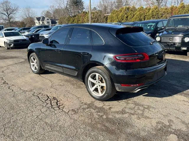 WP1AA2A55JLB14386 2018 2018 Porsche Macan 2