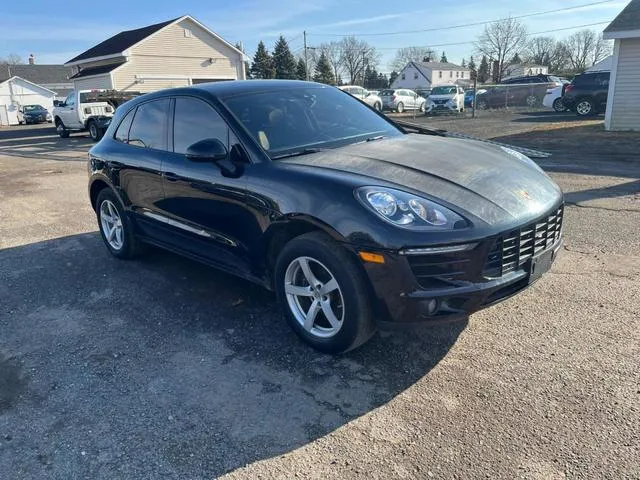 WP1AA2A55JLB14386 2018 2018 Porsche Macan 4