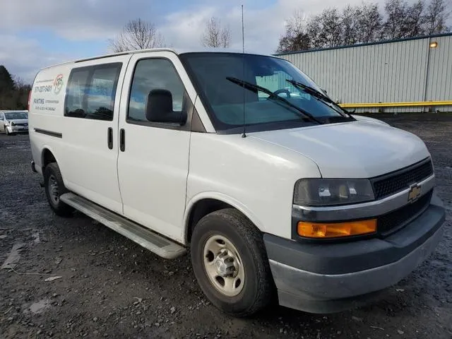 1GCWGAFG6J1904057 2018 2018 Chevrolet Express 4