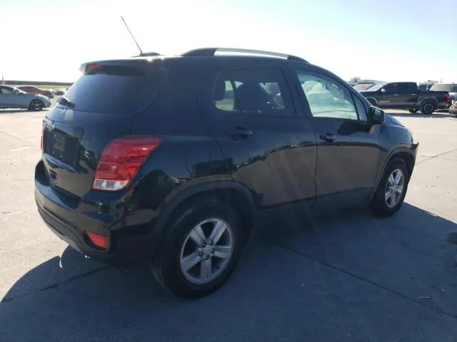 KL7CJLSB4MB336445 2021 2021 Chevrolet Trax- 1LT 3