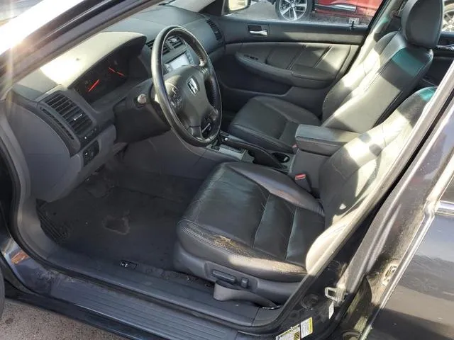 1HGCM665X5A025627 2005 2005 Honda Accord- EX 7