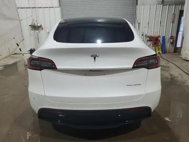 5YJYGAEE2MF180176 2021 2021 Tesla MODEL Y 6