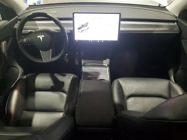 5YJYGAEE2MF180176 2021 2021 Tesla MODEL Y 8