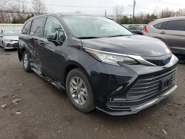 5TDKRKEC8NS076941 2022 2022 Toyota Sienna- LE 4