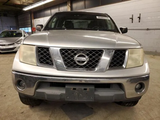 1N6AD07W15C429489 2005 2005 Nissan Frontier- Crew Cab Le 5