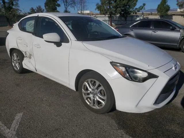 3MYDLBZV4GY115950 2016 2016 Toyota Scion 4