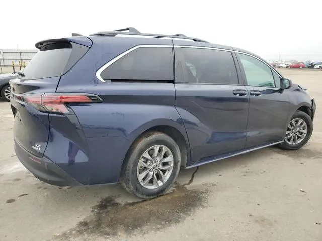 5TDBRKEC4NS131840 2022 2022 Toyota Sienna- LE 3