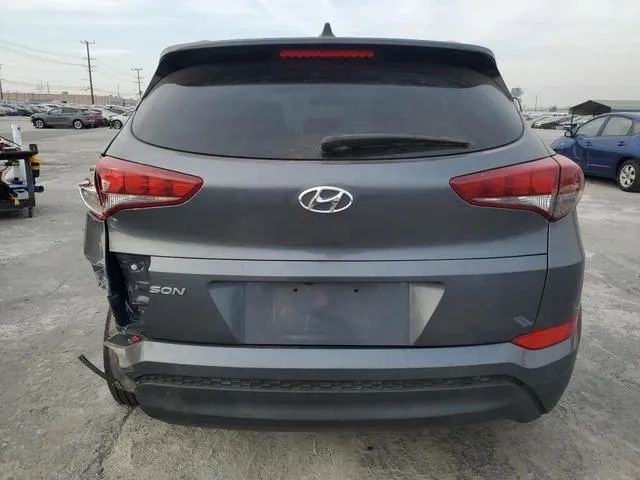 KM8J33A45JU690090 2018 2018 Hyundai Tucson- Sel 6