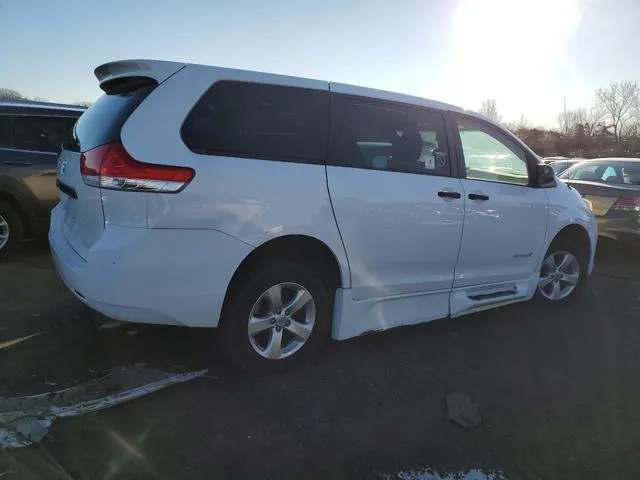 5TDZK3DC4ES441934 2014 2014 Toyota Sienna 3